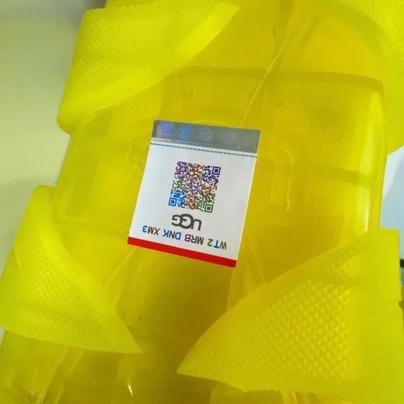 NWT UGG Jella Clear Slide Sandals Yellow Size 10 - Picture 3 of 14